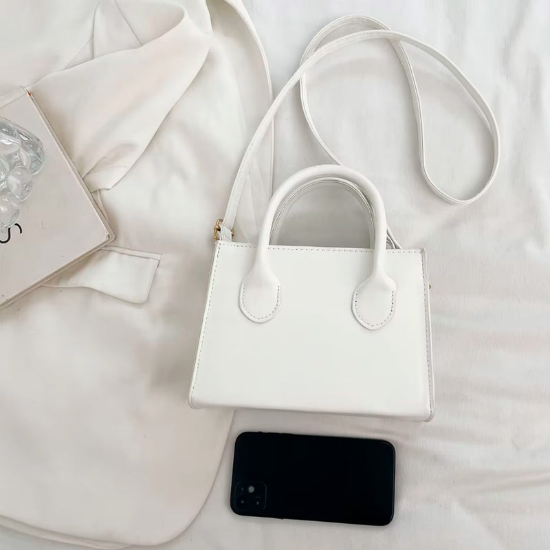 Bolsa Feminina Compacta em Couro Darmane®